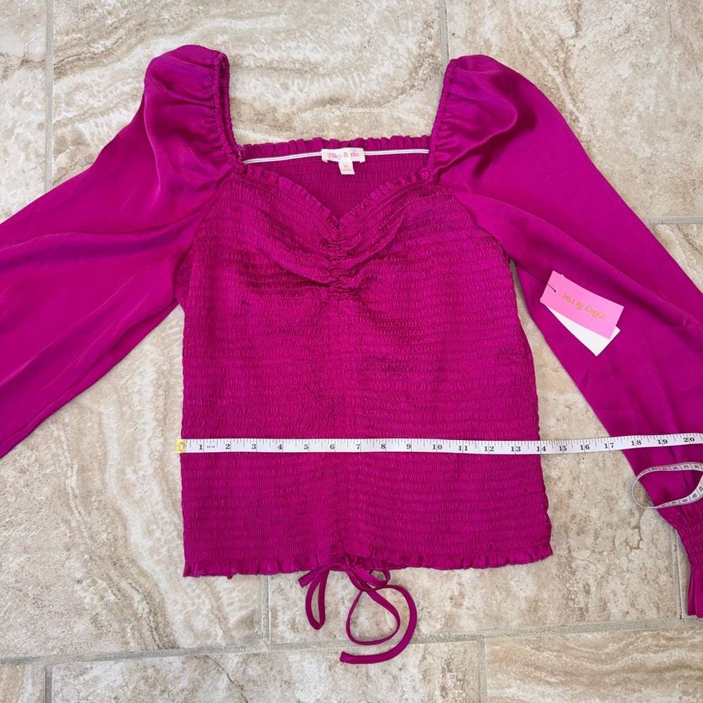 NEW Riley & Rae Pink Puff Sleeve Smocked‎ Blouse SIZE M - Picture 8 of 10